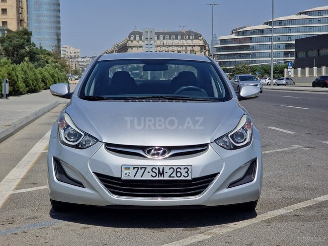 Hyundai Avante-1