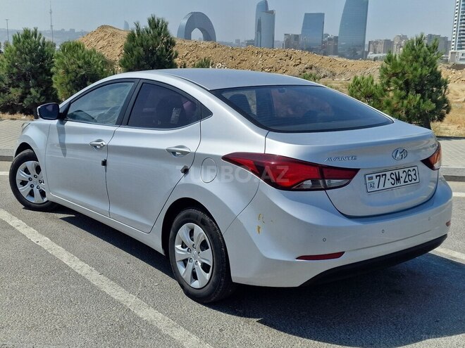 Hyundai Avante-7