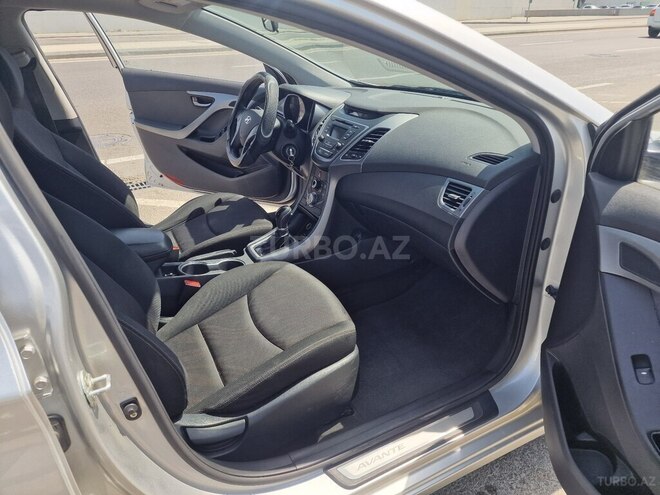 Hyundai Avante-14