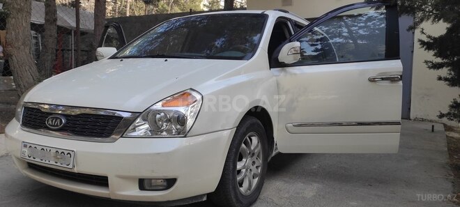 Kia Carnival-6