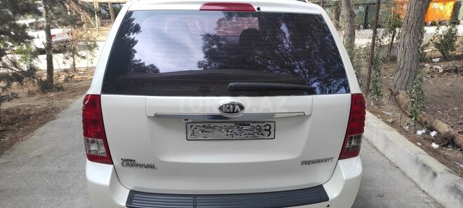 Kia Carnival-3
