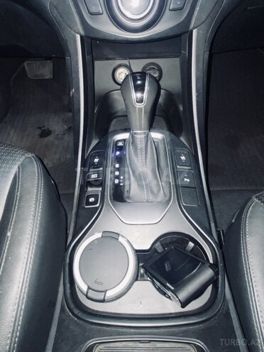 Hyundai Maxcruz-8