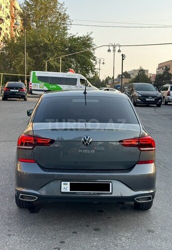 Volkswagen Polo 2021, 54,600 km - 1.6 л - Bakı