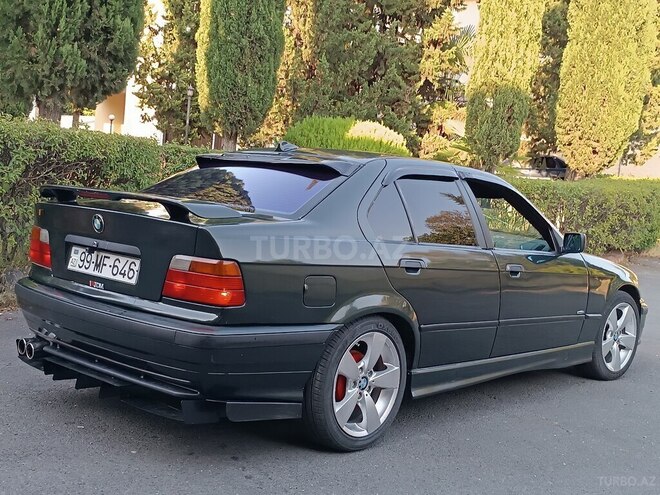 BMW 318 1996, 333,333 km - 1.8 л - Zaqatala