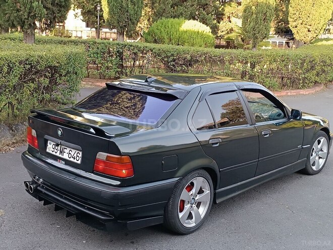 BMW 318 1996, 333,333 km - 1.8 л - Zaqatala