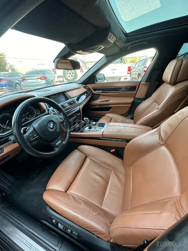 BMW 750-11