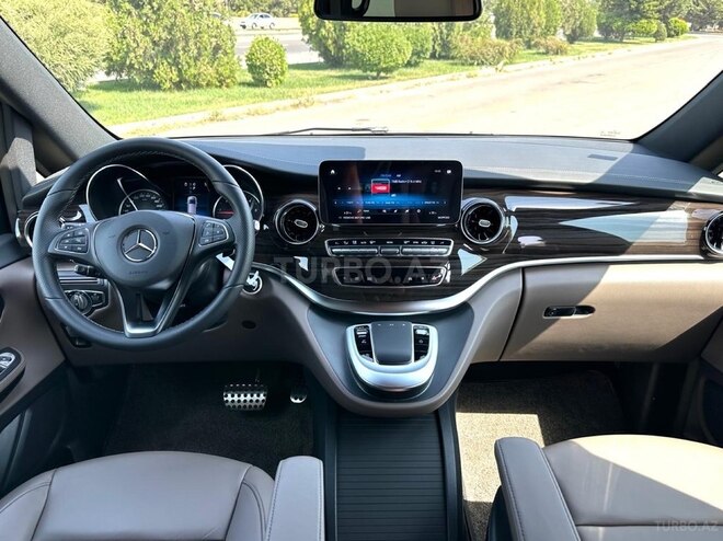 Mercedes V 250-3