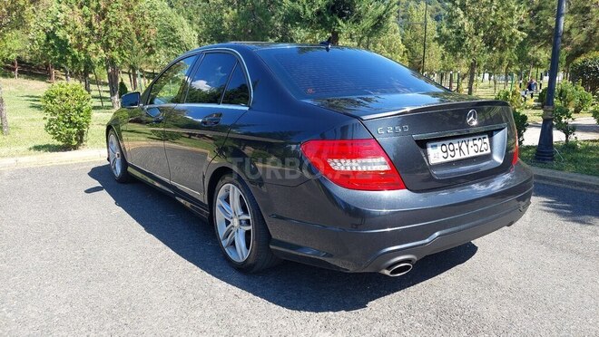 Mercedes C 250 2012, 270,000 km - 1.8 л - Balakən