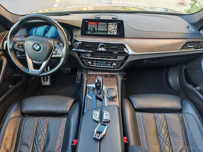 BMW 520 2017, 177,000 km - 2.0 l - Bakı
