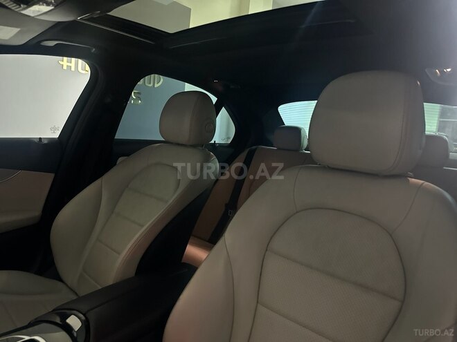 Mercedes C 300-19