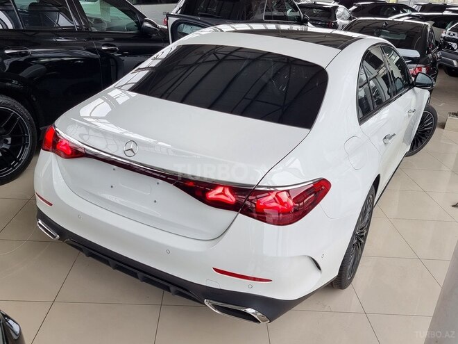 Mercedes E 220 d-7