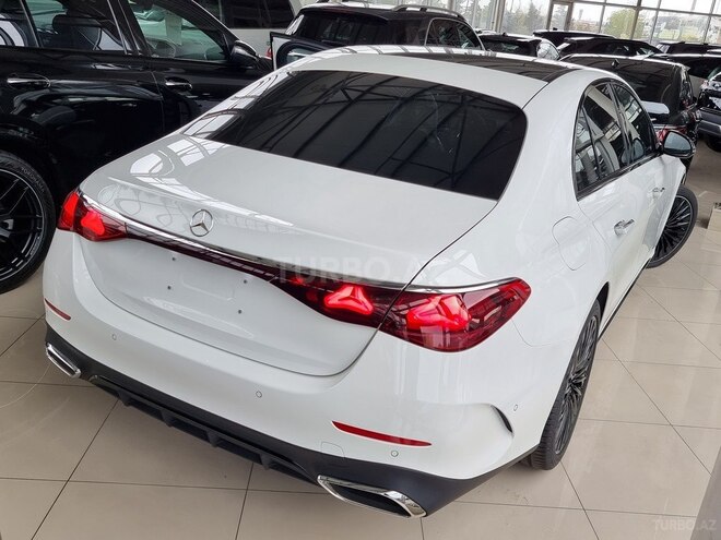 Mercedes E 220 d-9