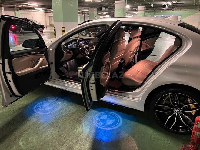 BMW 528 2016, 97,000 km - 2.0 л - Bakı