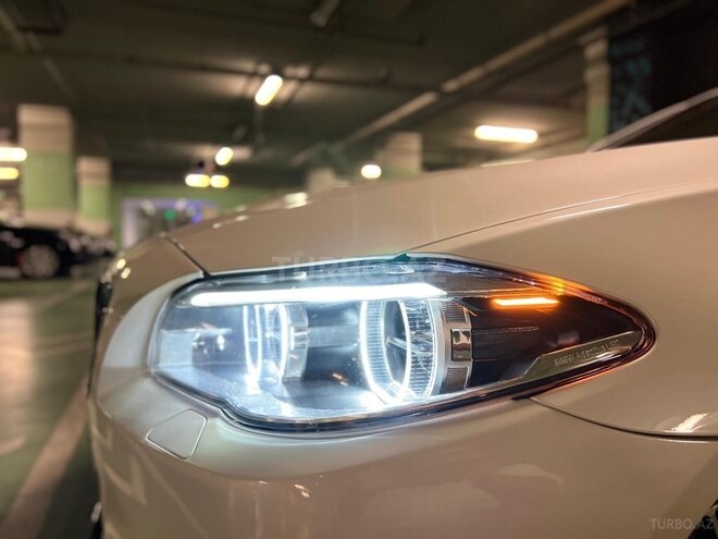 BMW 528 2016, 97,000 km - 2.0 л - Bakı