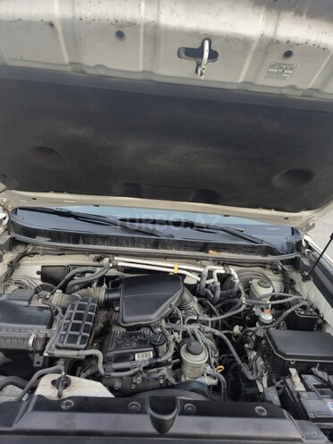 Toyota Land Cruiser Prado 2010, 135,295 km - 2.7 л - Bakı