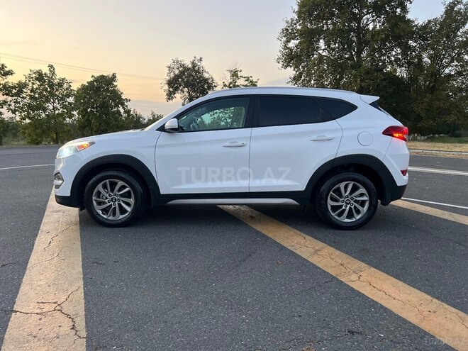 Hyundai Tucson 2016, 128,000 km - 2.0 л - Zaqatala
