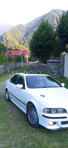 BMW 530 2002, 317,000 km - 3.0 l - Masallı