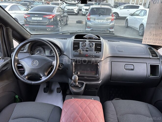 Mercedes Vito 113-8