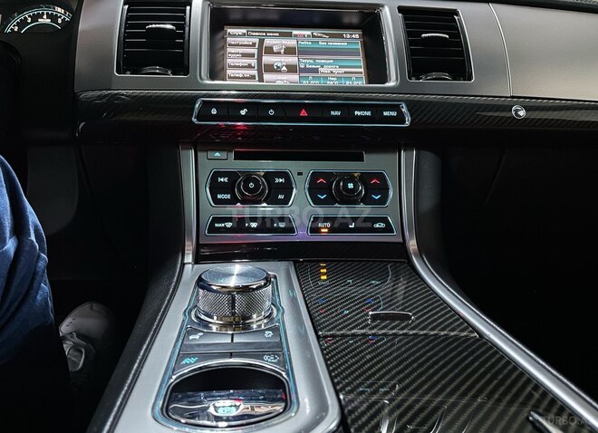 Jaguar XF 2014, 89,000 km - 3.0 l - Bakı