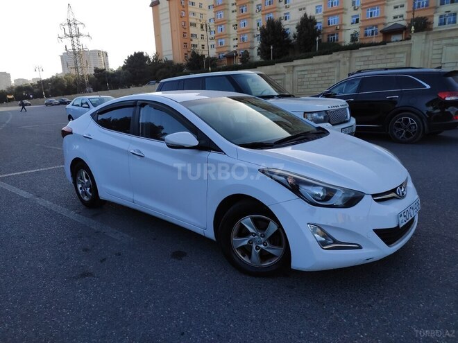 Hyundai Avante 2015, 250,000 km - 1.6 l - Bakı
