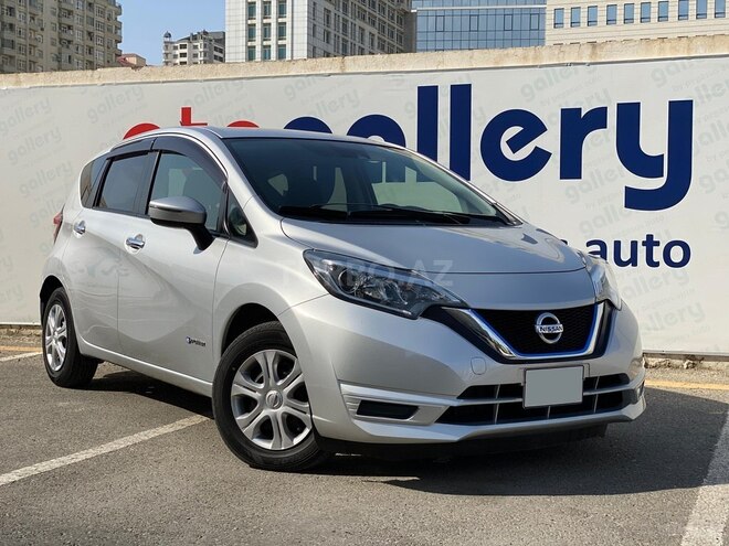 Nissan Note-1