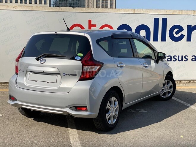 Nissan Note-4