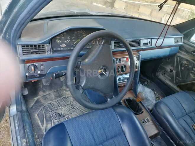 Mercedes E 200 1986, 546,600 km - 2.0 l - Sumqayıt