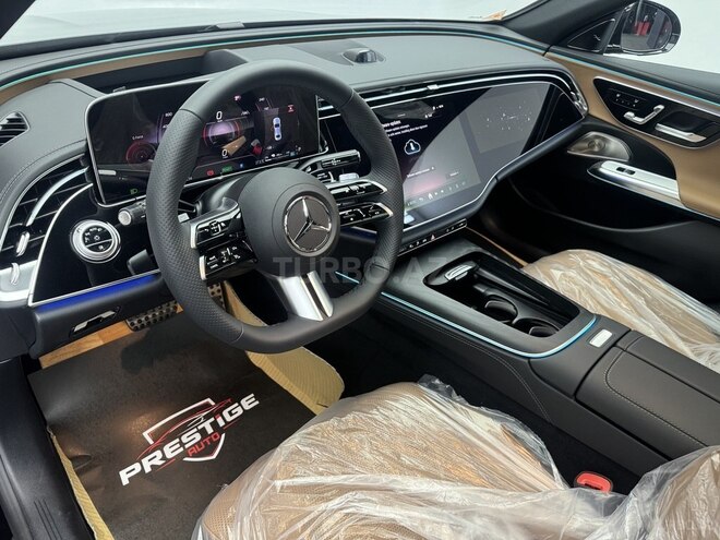 Mercedes E 300 e-7