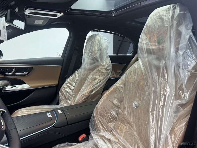 Mercedes E 300 e-19