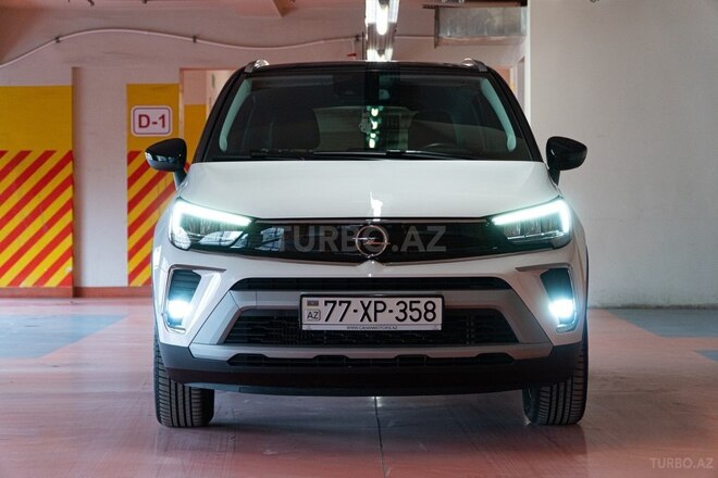 Opel Crossland X-1
