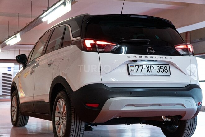 Opel Crossland X-4