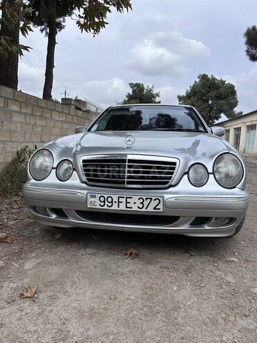 Mercedes E 200 2001, 389,000 km - 2.0 l - Tovuz