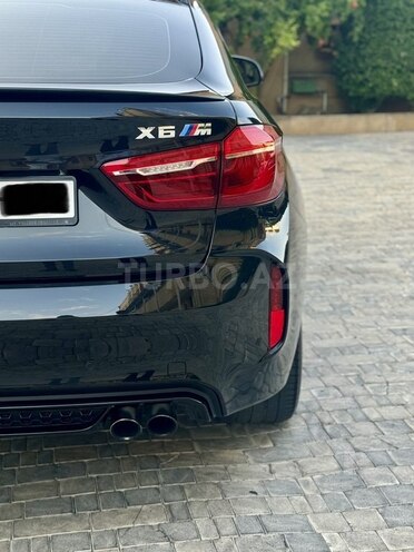BMW X6 M 2015, 90,000 km - 4.4 л - Bakı