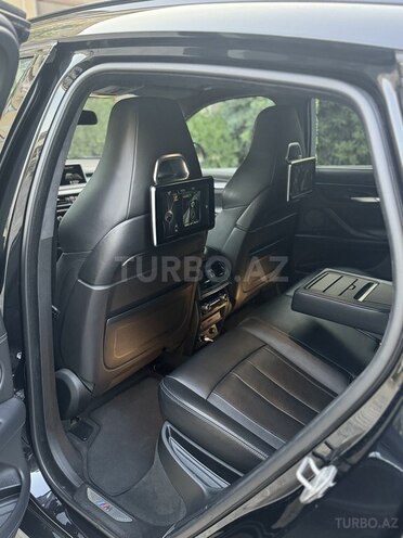 BMW X6 M 2015, 90,000 km - 4.4 л - Bakı