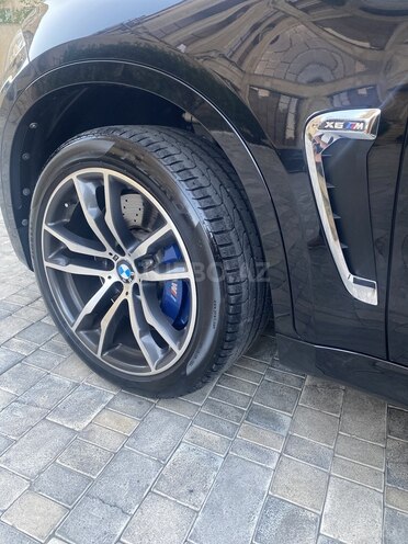 BMW X6 M 2015, 90,000 km - 4.4 л - Bakı