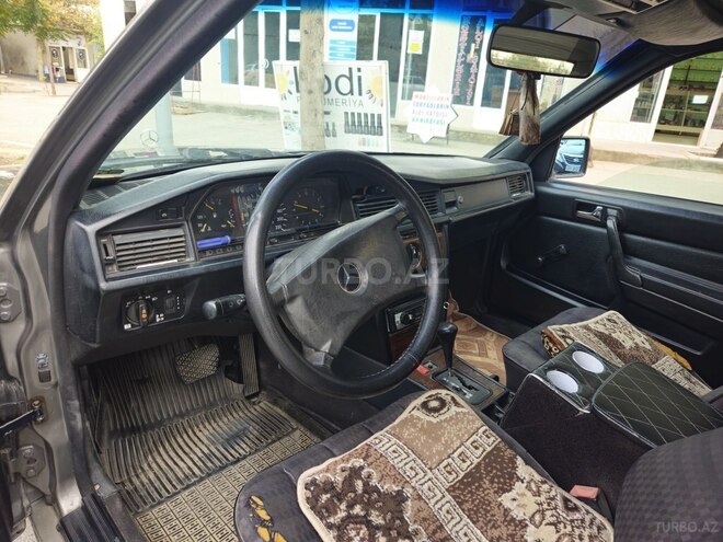 Mercedes 190 1990, 450,000 km - 2.0 l - Mingəçevir