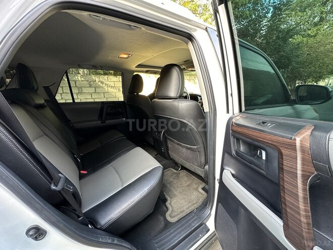Toyota 4Runner 2014, 33,800 km - 4.0 l - Bakı