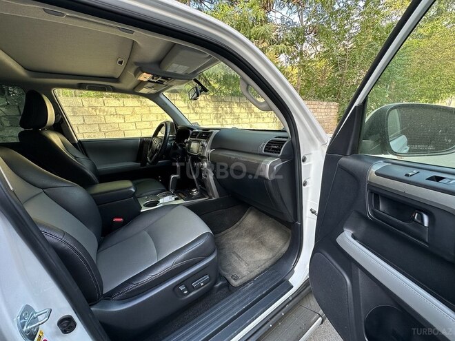 Toyota 4Runner 2014, 33,800 km - 4.0 l - Bakı