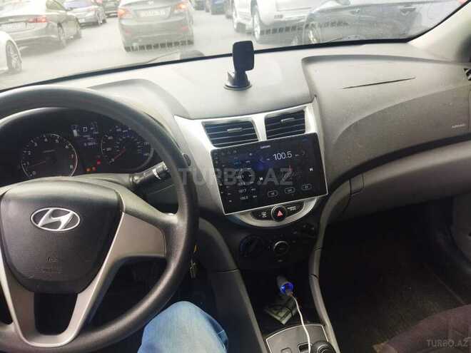 Hyundai Accent 2017, 82,000 km - 1.6 л - Bakı