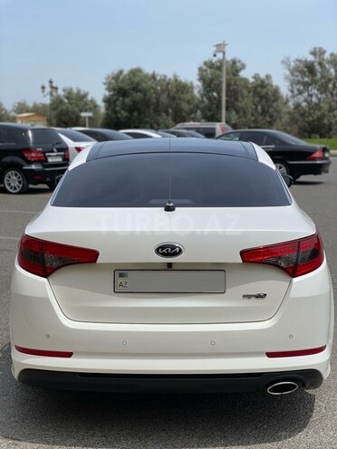Kia Optima-5