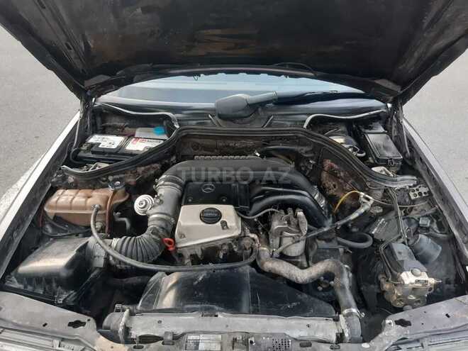 Mercedes E 220 d 1991, 542,130 km - 2.2 l - Şəki