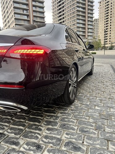 Mercedes E 200-4