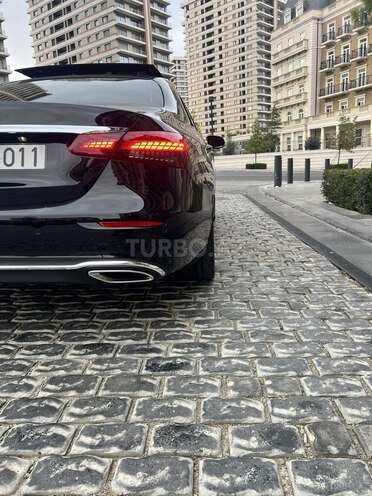Mercedes E 200-8