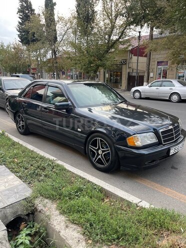 Mercedes C 180 1997, 394,917 km - 1.8 l - Qazax