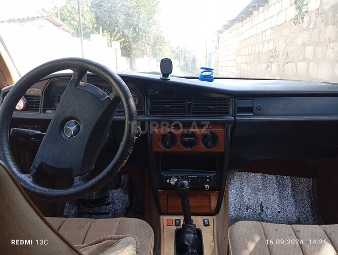 Mercedes 190 1991, 686,000 km - 2.0 l - Beyləqan
