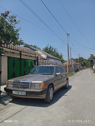 Mercedes 190 1991, 686,000 km - 2.0 l - Beyləqan