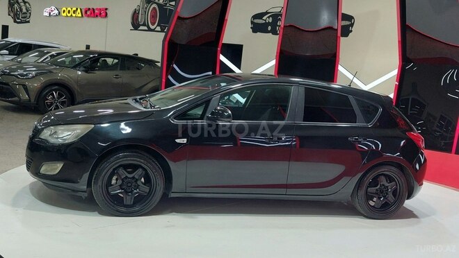 Opel Astra 2011, 205,000 km - 1.4 л - Sumqayıt