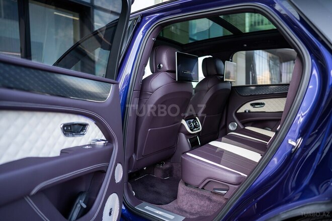 Bentley Bentayga-17