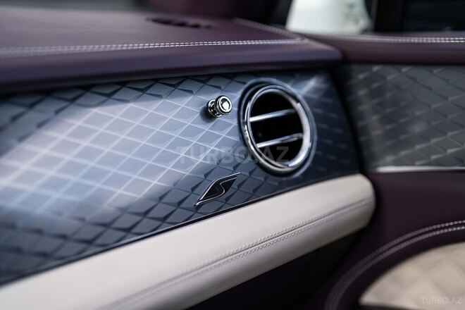 Bentley Bentayga-16