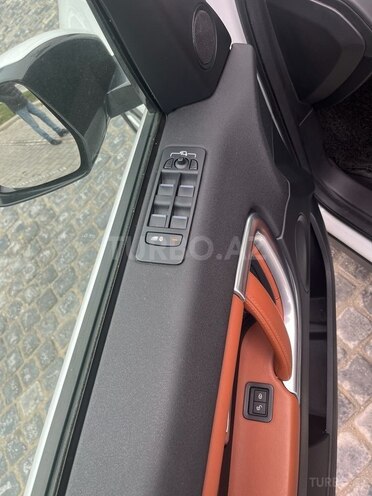 Land Rover Discovery Sport 2015, 155,000 km - 2.0 l - Bakı